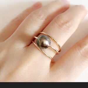 Tahitian pearl ring